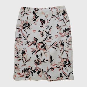 White House Black Market Floral Ivory Pencil Skirt Ecru Lined Size 0 Career Zip